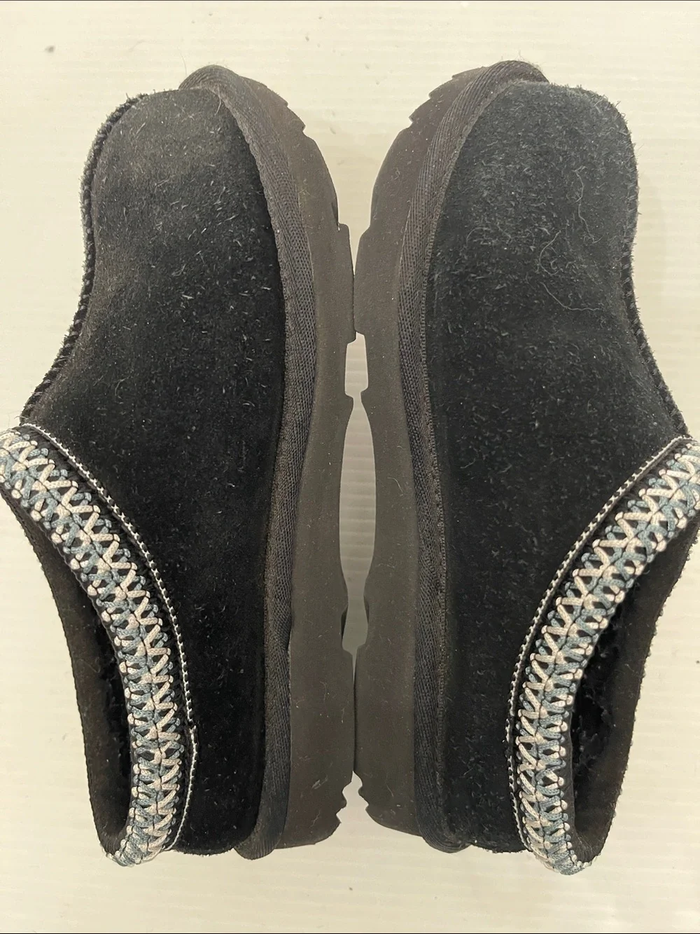 UGG WINTER TASMAN SLIPPERS KIDS SIZE 1 (3-8 Yrs)